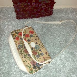 GUCCI Vintage Floral print bag